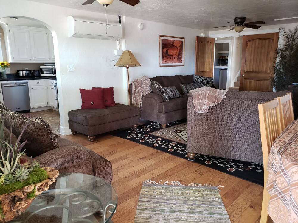 Stone Lizard Lodging - photo 15