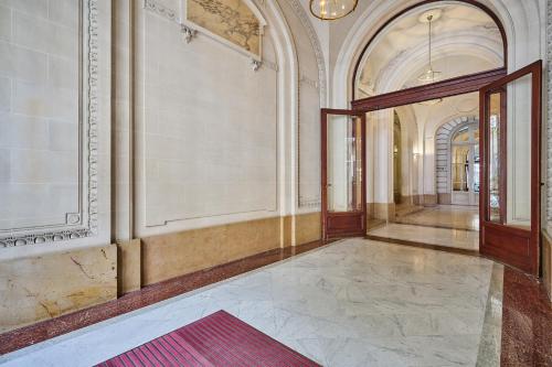 Dreamyflat Louvre museum - last minute hotel in Paris