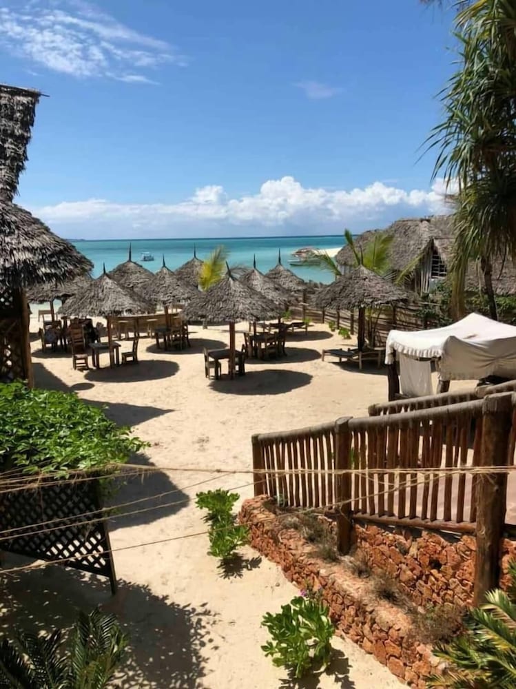 Pazuri Kendwa Beach Hotel in Zanzibar, Tanzania