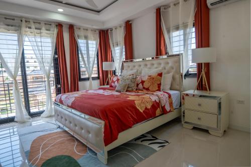 Palms Rooftop Villa — 4-Star Luxury Hotel in Ocho Rios, Jamaica