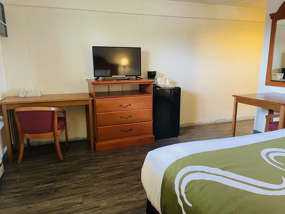 America's Best Value Inn Sandpoint - photo 16