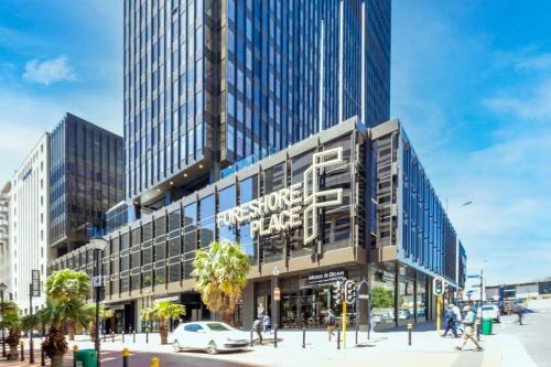 Alimama Spaces: The Rob’s Foreshore Place