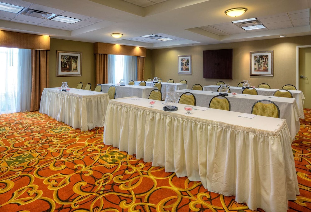 Hampton Inn & Suites McAllen - photo 42