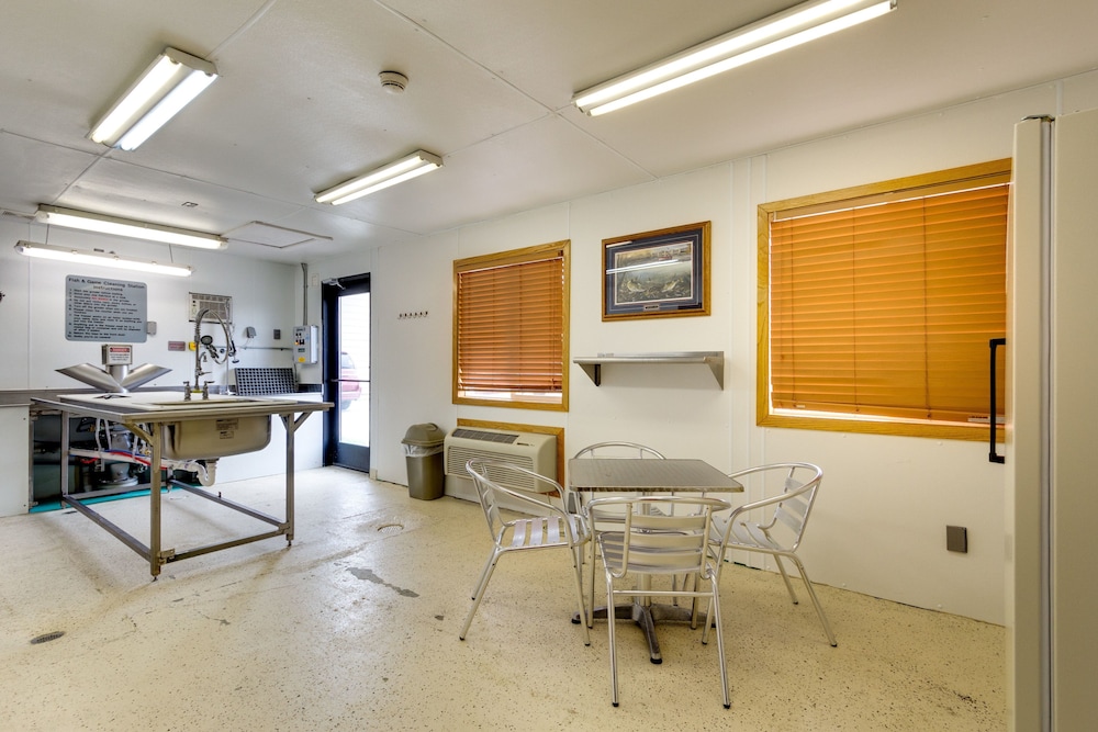 Fireside Inn and Suites - photo 45