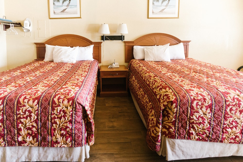 Summer Breeze Motel - photo 9