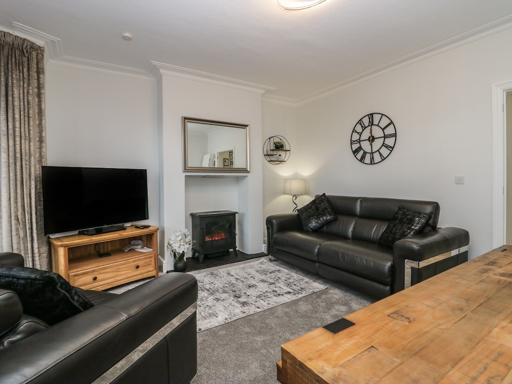 Eden on the Crescent — 4-Star Luxury Hotel in Morecambe, United Kingdom