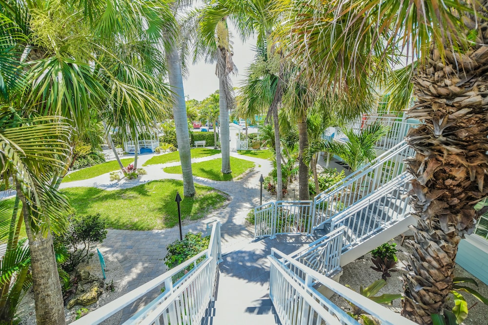 Tropical Breeze Resort - photo 218