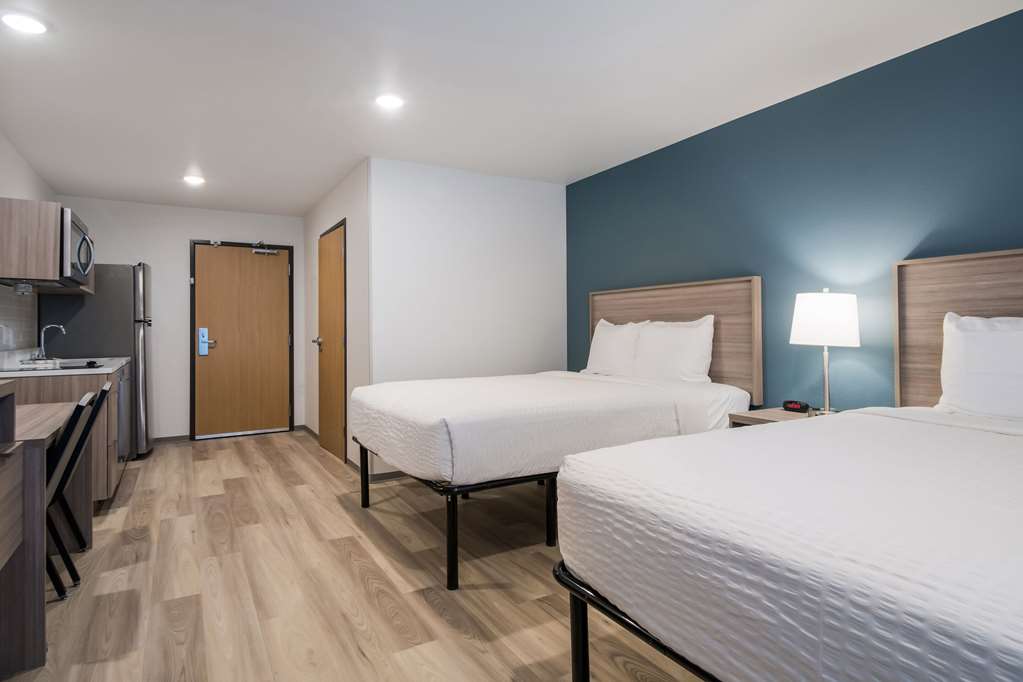 WoodSpring Suites Portland Vancouver - photo 18