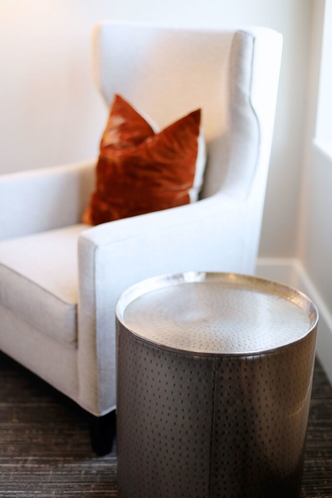 Royal Amsterdam Hotel - photo 9