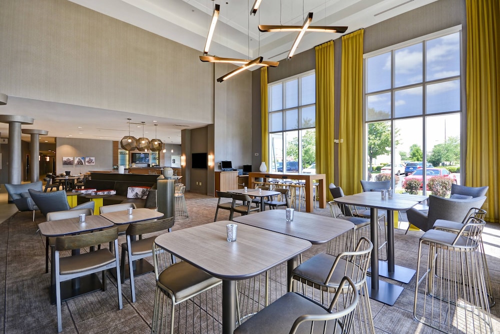 SpringHill Suites by Marriott Indianapolis Airport Plainfield - photo 3