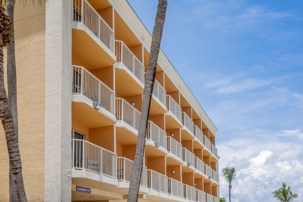 Hutchinson Island Hotel - photo 98