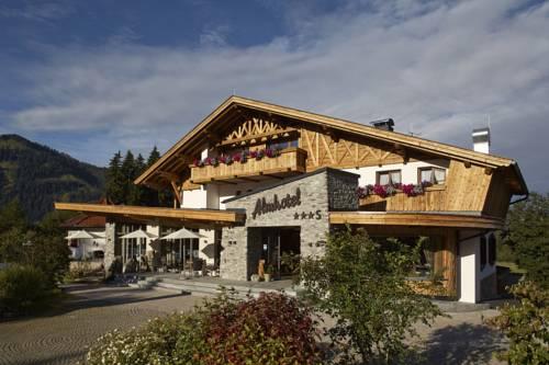 Almhotel Told - carbon neutral hotel in Reutte
