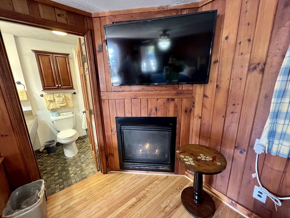 The Homestead Inn - photo 102