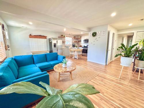 Unique Wildwood 3 BR 1 5 BA Entire House in the Heart of Wildwood — 4-Star Luxury Hotel in Wildwood, United States