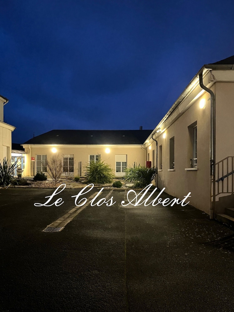 Le Clos Albert - carbon neutral hotel in Loudun