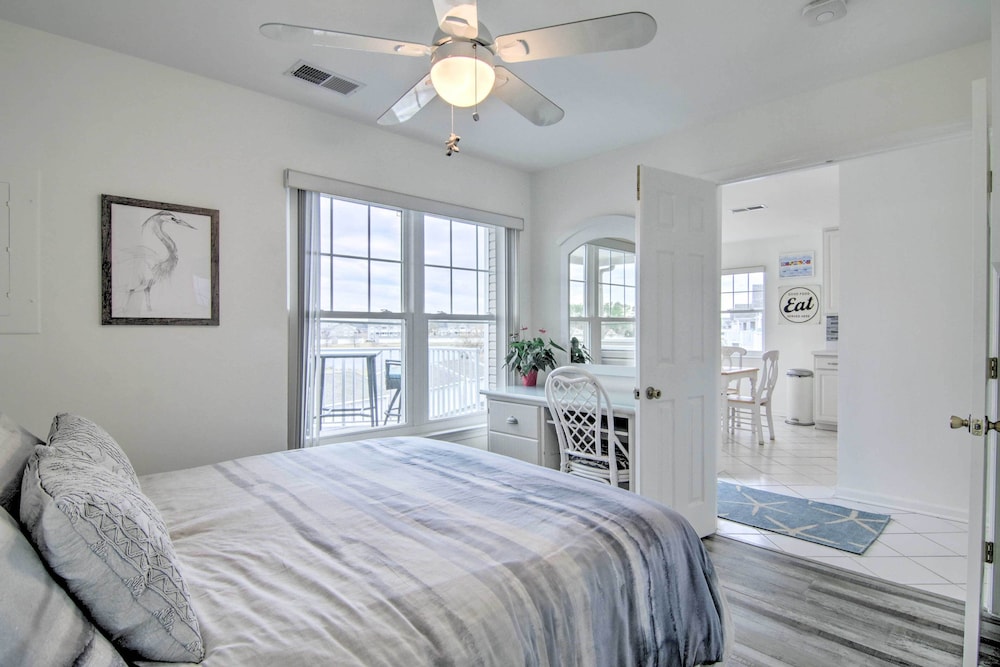 Ocean View Resort Condo w Pool Access & Bay Views - photo 12