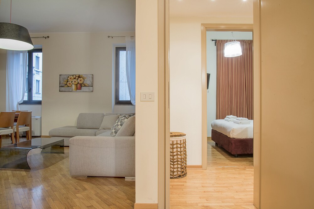 easyhomes San Babila Corridoni - last minute hotel in Milan