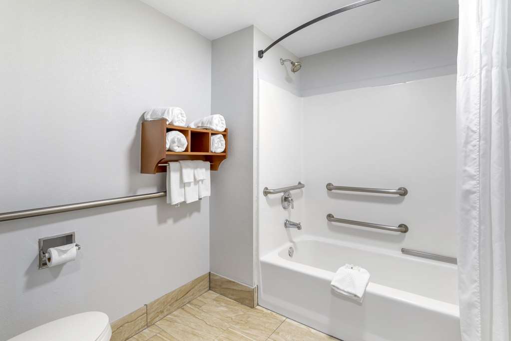 Quality Inn Oak Ridge - photo 10