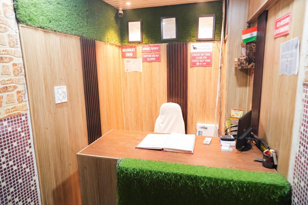 Oyo 47067 Mannat Inn in Delhi, India