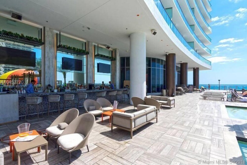 Ocean And Bay Views 1 Bed 1 Bath @ Hyde Resort - photo 38