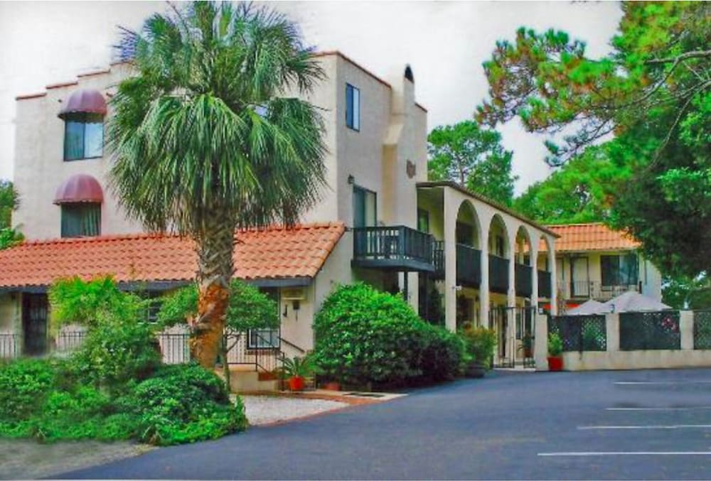 Serendipity Inn - carbon neutral hotel in Myrtle Beach