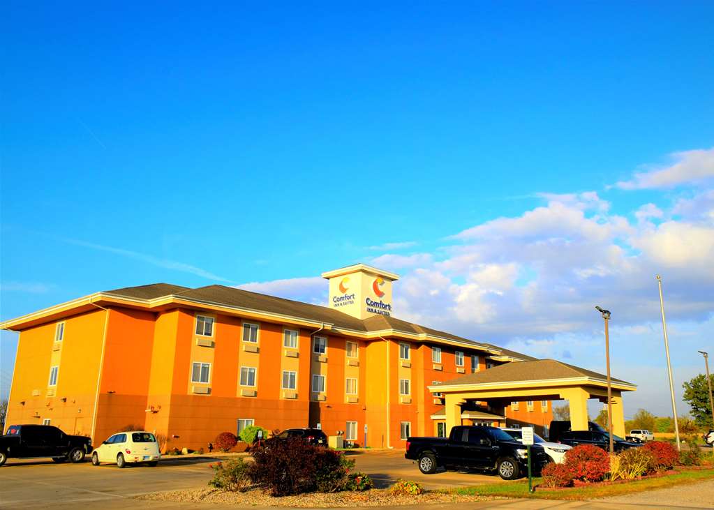 Comfort Inn & Suites Greenville I 70 - photo 3