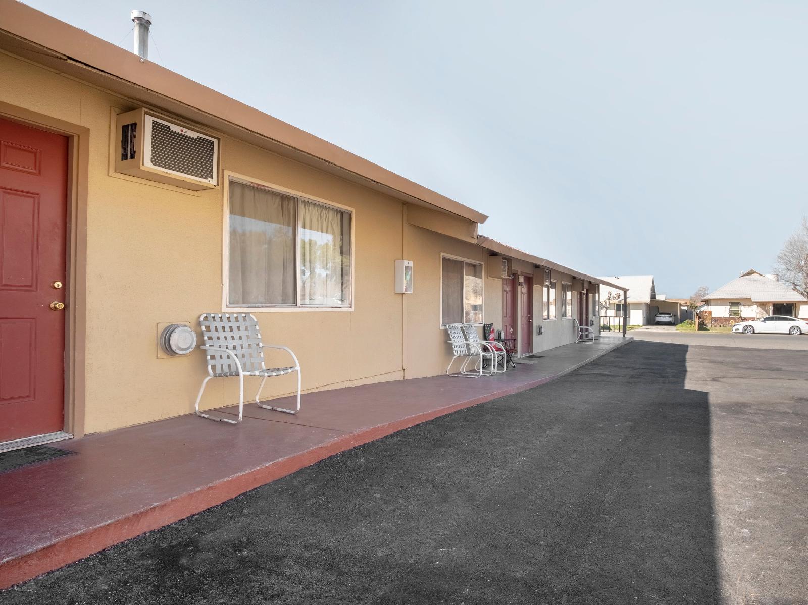 Coalinga Motel - photo 6
