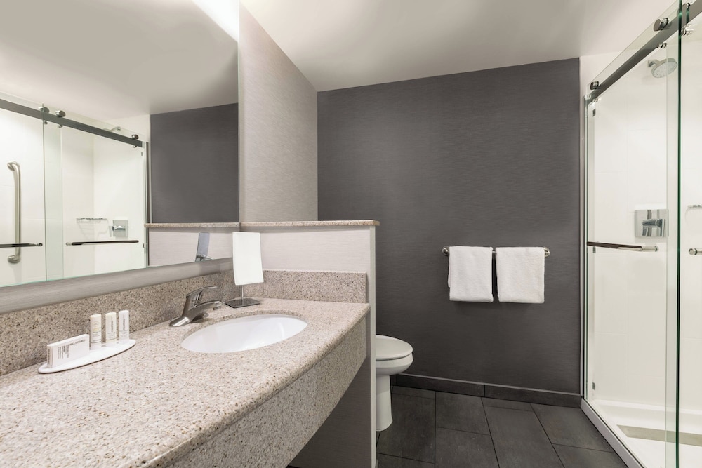 Courtyard by Marriott Lancaster - photo 20