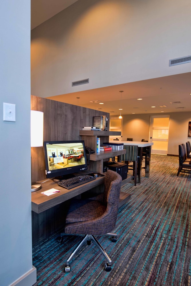 Residence Inn by Marriott Omaha Aksarben Village - photo 24