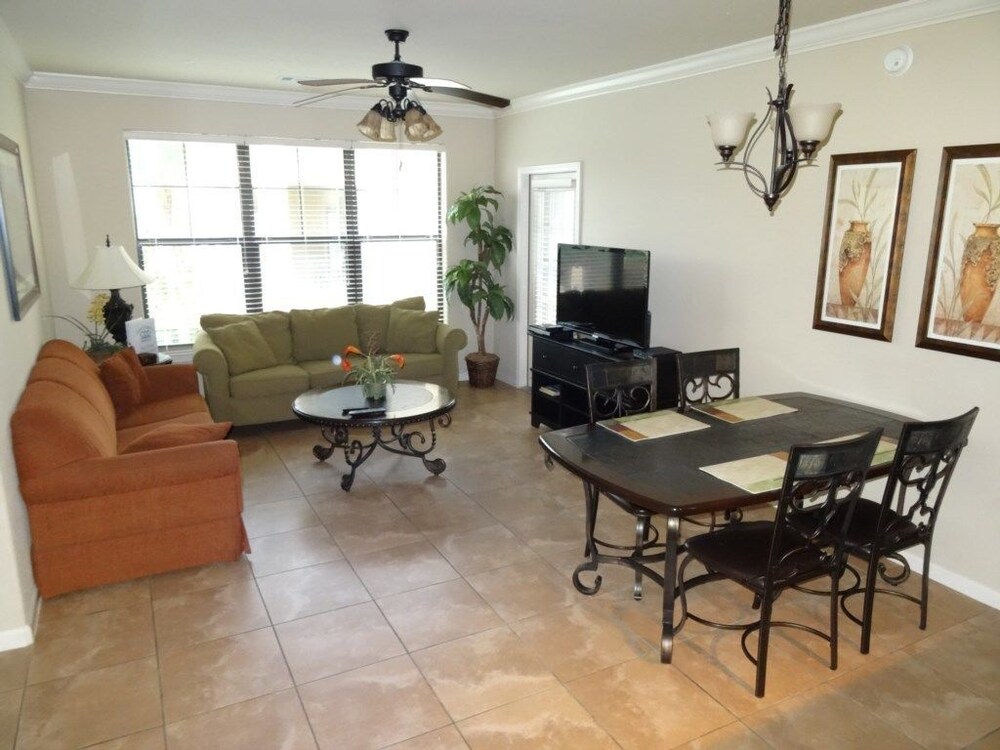 Ip60483 Bella Piazza Resort 3 Bed 3 Baths Condo - photo 2