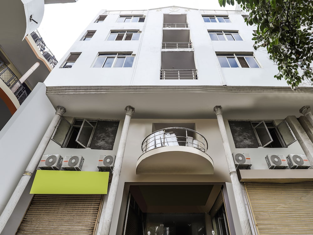 OYO SilverKey 27892 Shanti Complex - last minute hotel in Noida
