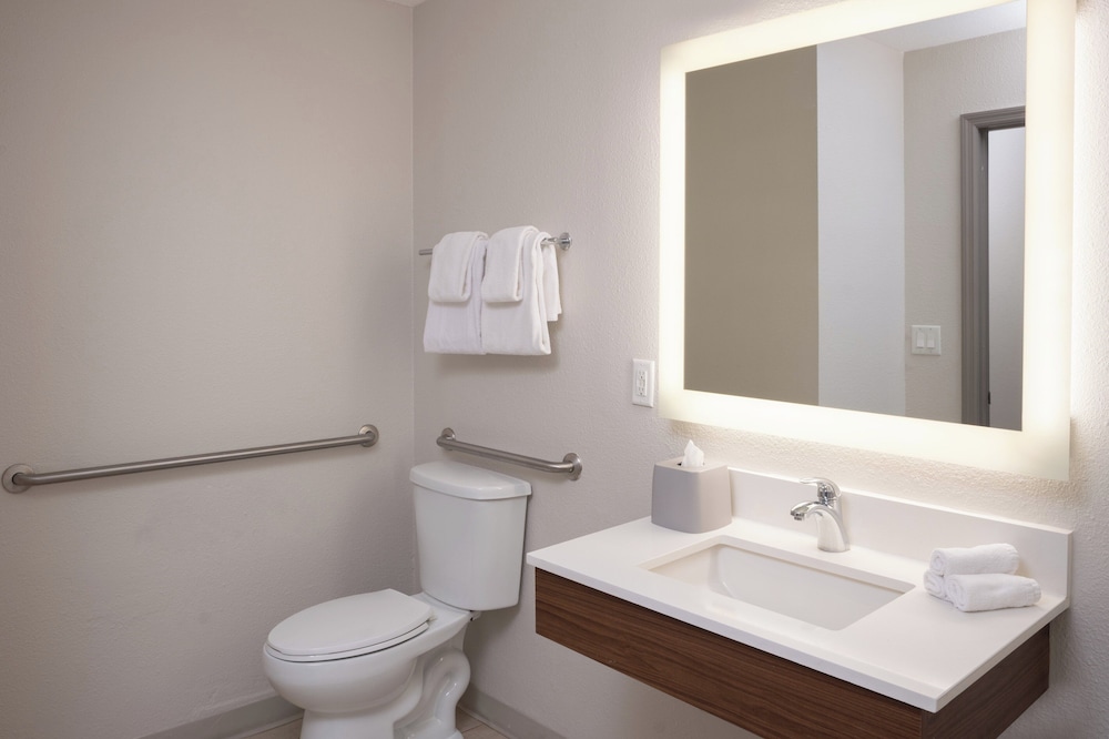 Holiday Inn Express Orlando International Airport by IHG - photo 27