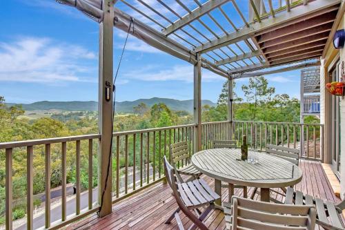 Villa 3br Zinfandel Villa Resort Condo Located Within Cypress Lakes Resort Nothing Is More Central — Pokolbin