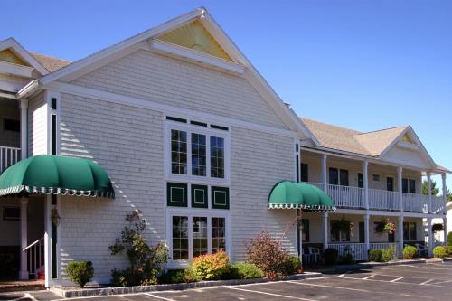 Golden Gables Inn Dazzler Select by Wyndham - photo 35