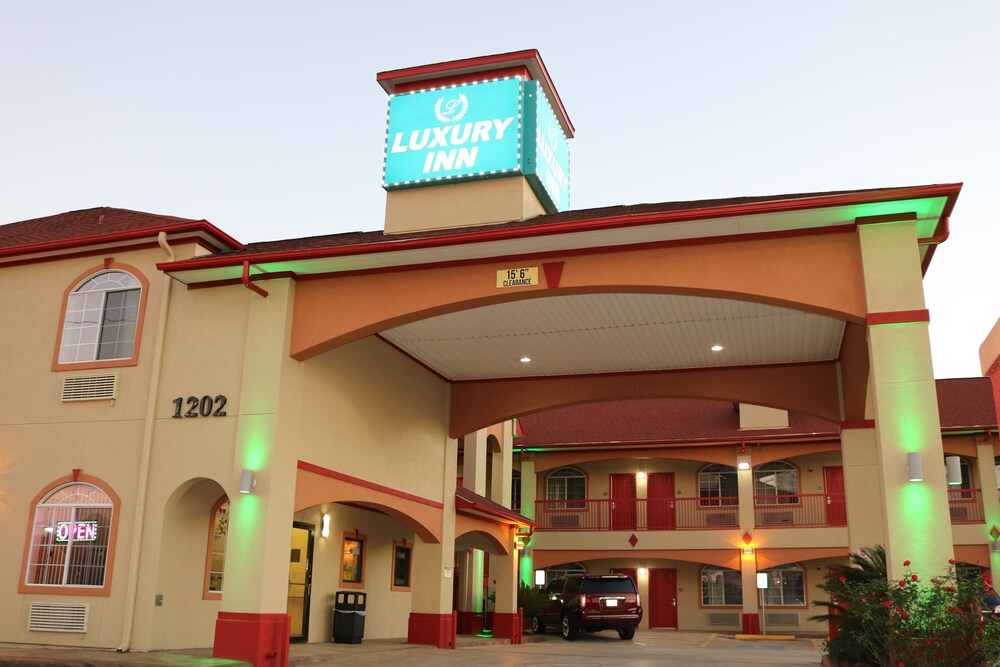 Scottish Inns & Suites IAH Airport Beltway8 - photo 13