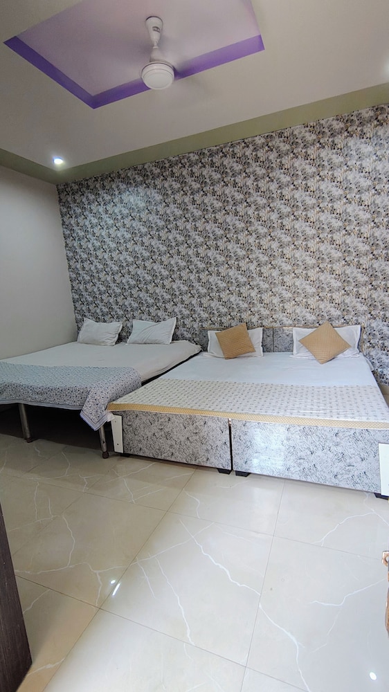 Dwarika Palace - carbon neutral hotel in Mathura