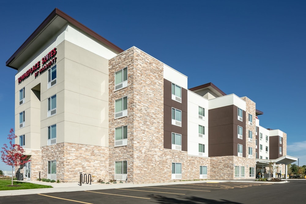 TownePlace Suites by Marriott Madison West Middleton - carbon neutral hotel in Middleton