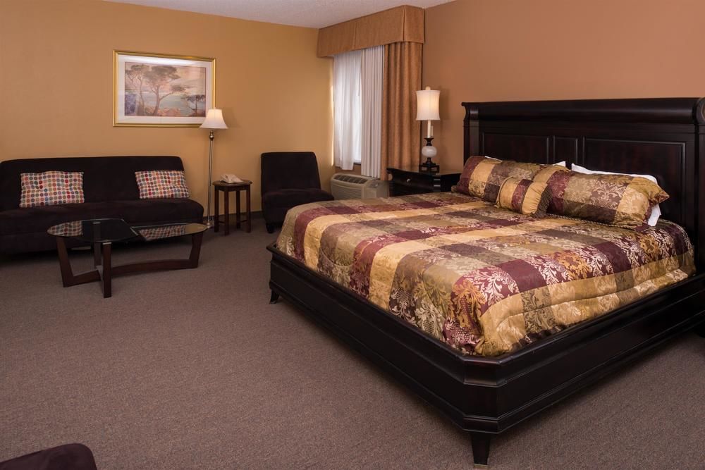 Ramada Plaza Rochester Airport - photo 75