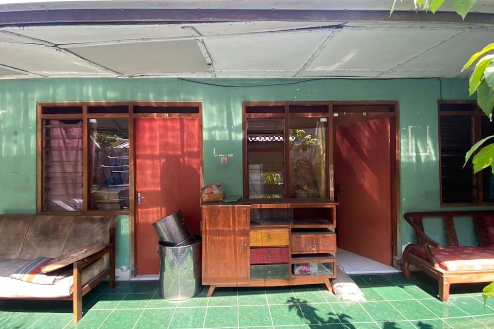 Hotel O Eyang Kostel — hotel in Purwodadi