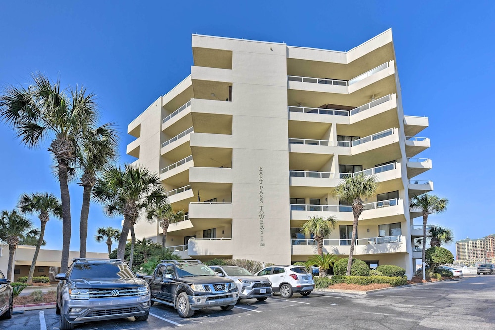 Gulf View Destin Condo with Resort Pool and Spa - photo 20