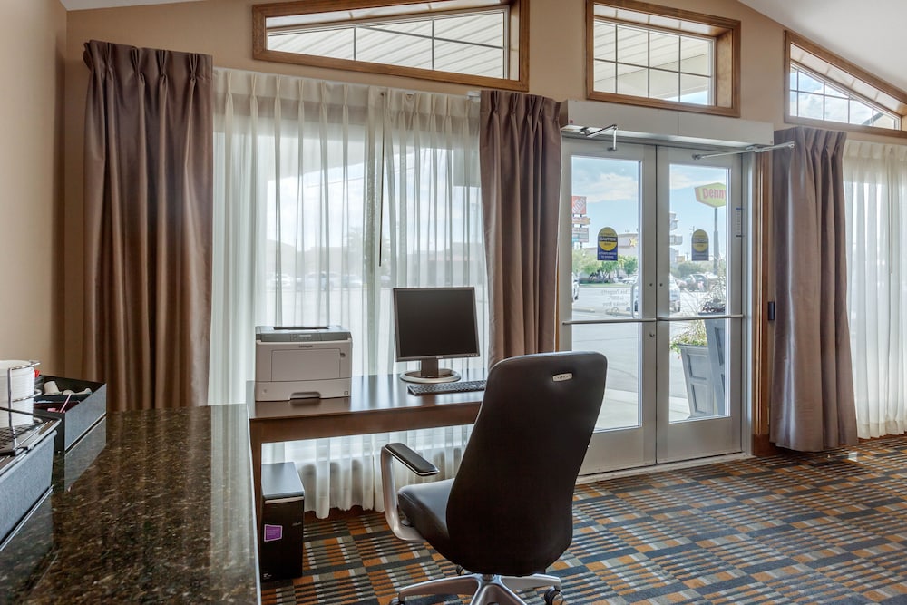 Rodeway Inn & Suites Ontario - photo 29