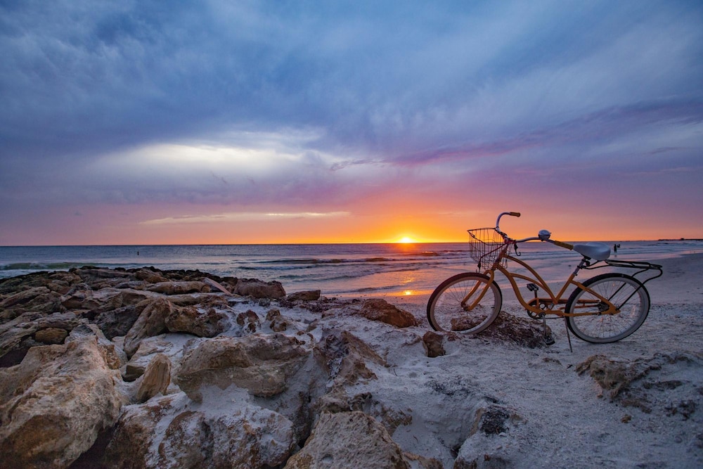 Anna Maria Island Beach Palace - photo 92