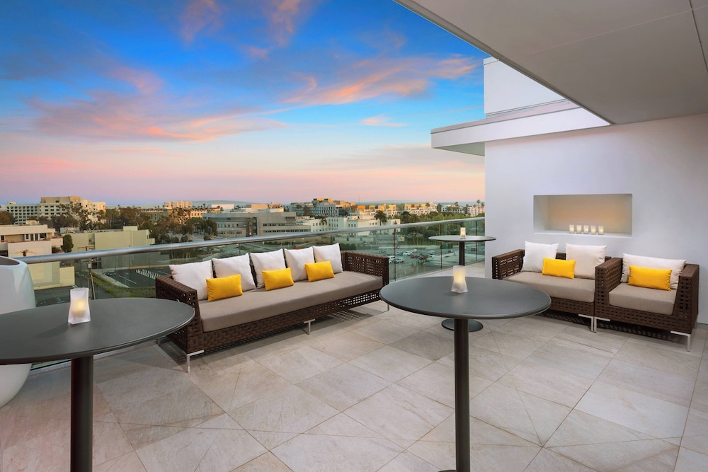 Courtyard by Marriott Santa Monica - photo 47