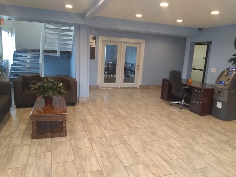 Sioux City Inn - photo 2