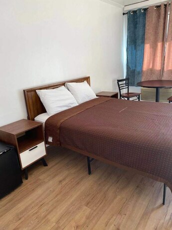 Village Motel - photo 6