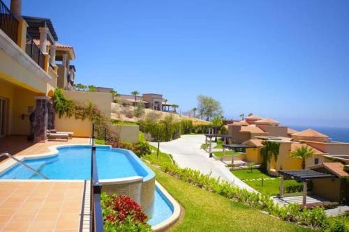 Superb 3BR Villa Great view at Cabo San Lucas — 4-Star Luxury Hotel in Cabo San Lucas, Mexico