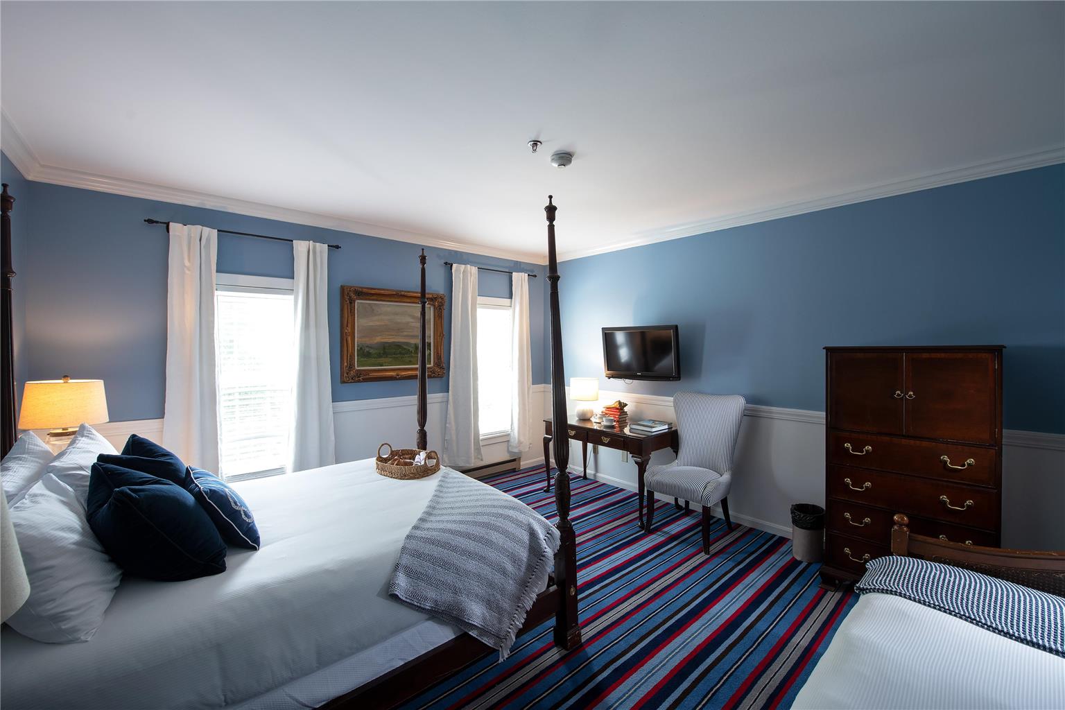 Kennebunkport Inn - photo 15
