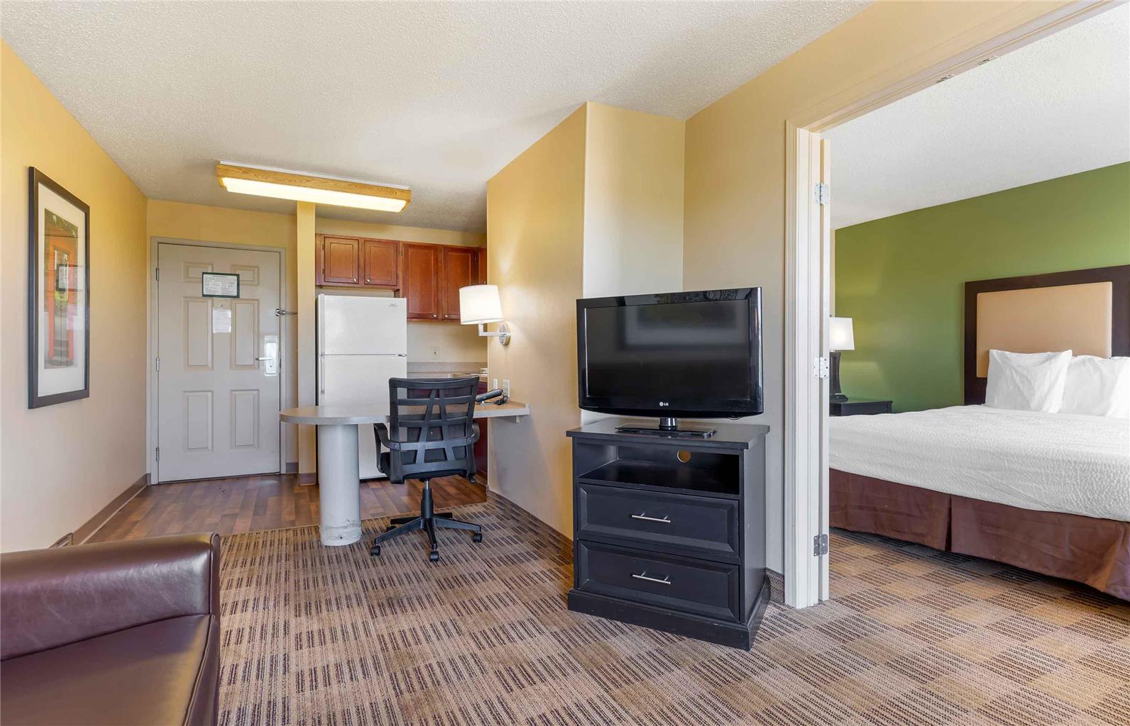Extended Stay America Suites Denver Aurora North - photo 31