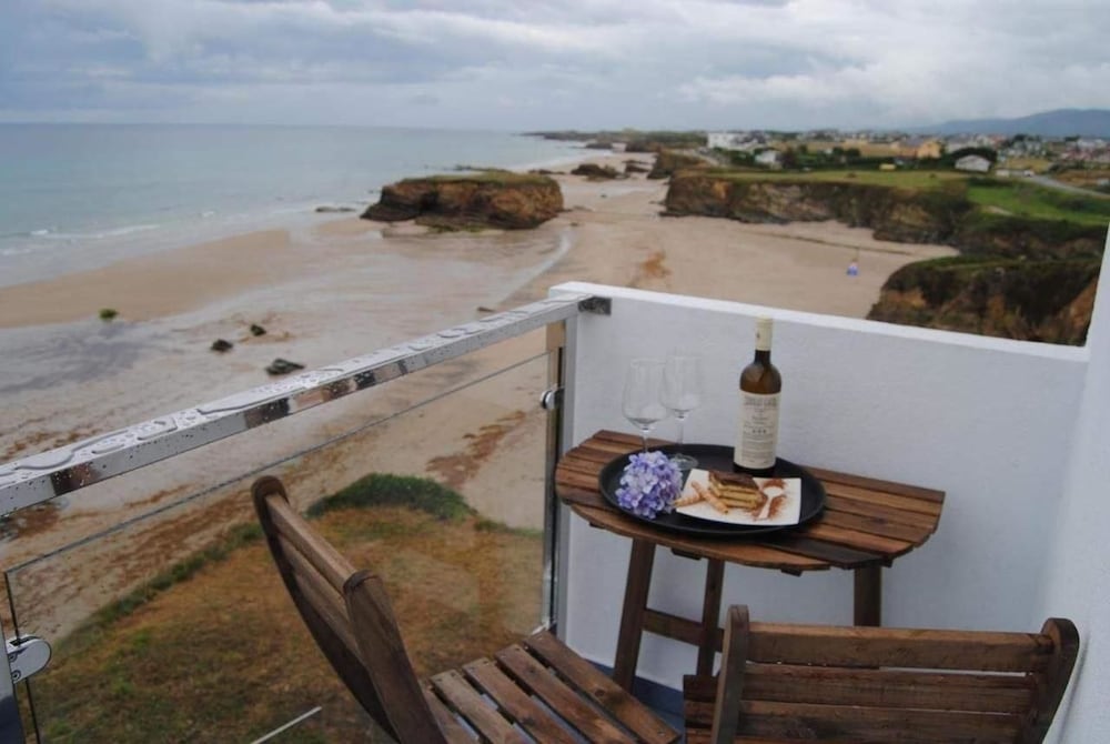 Refugio O Castro - carbon neutral hotel in Barreiros
