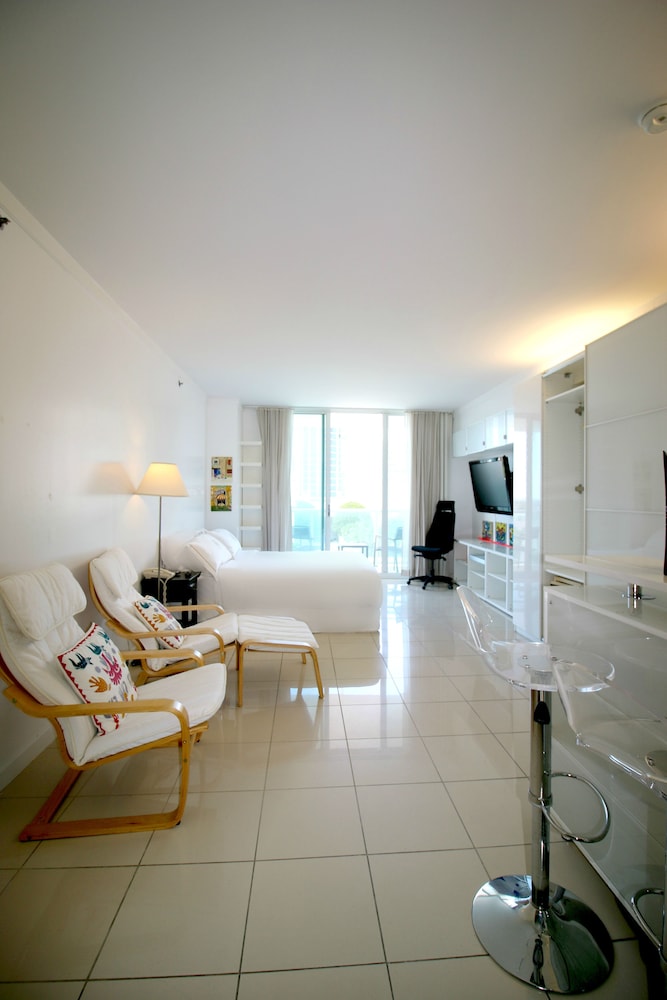 Sonesta Resort by 1st HomeRent Miami - photo 21